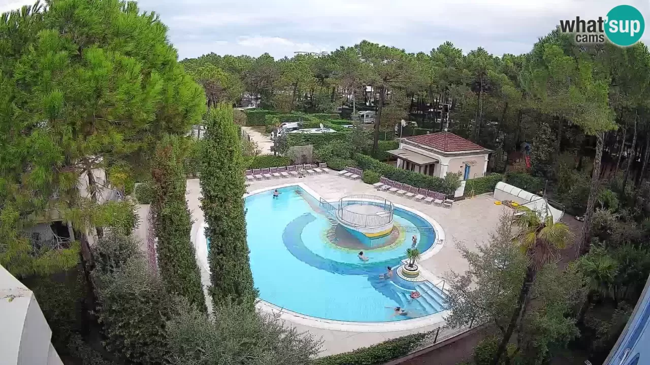 Villaggio Mare Blu Pool LIVE Webcam - Italy