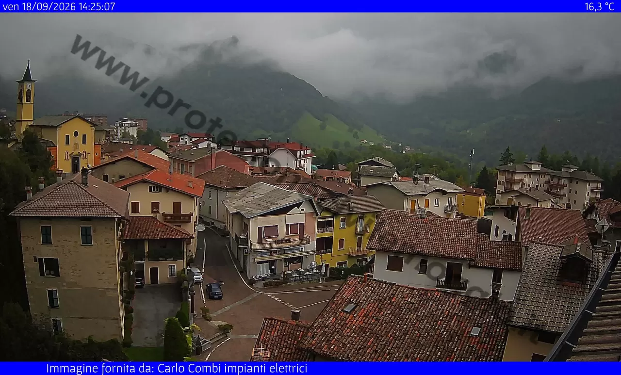 Moggio - Piazza Pradello