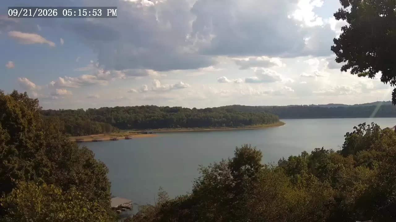 Norfork Lake - Bennetts Bayou