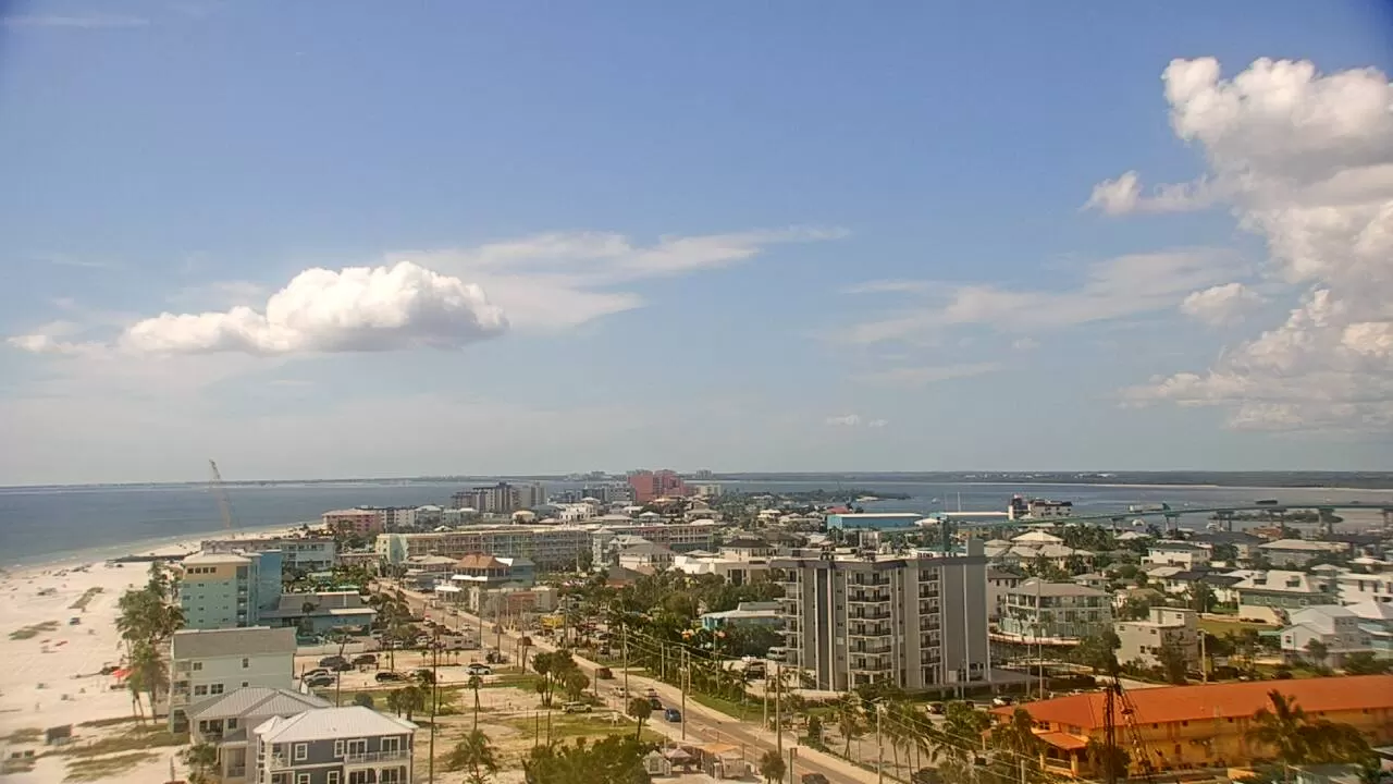 Diamond Head Beach Resort Roof