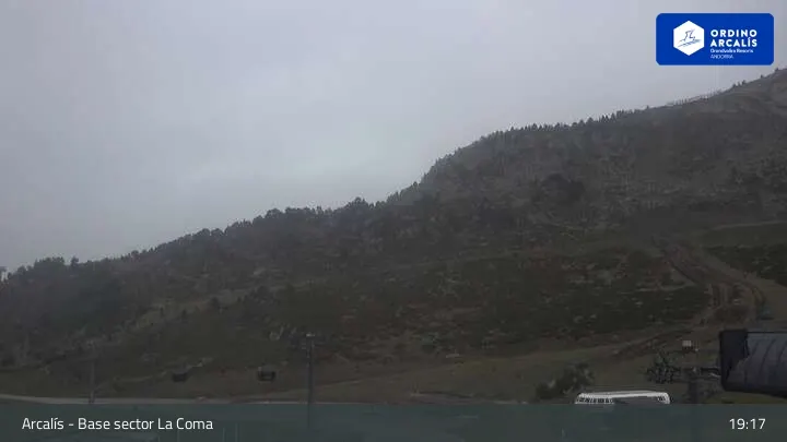 RocRoi Ordino | Motos Y Raquetas de Nieve & Adventure Center - Telecabina La Coma - Sender Dels Estanys de Tristaina